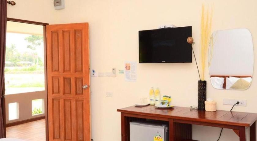 Juntima Boutique Hotel Phetchaburi Bagian luar foto